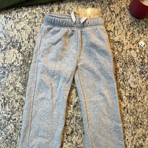 Boys gray sweat pants size 5/6